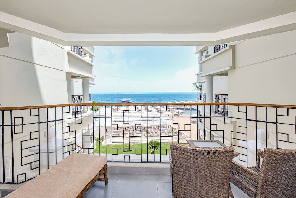 SUNRISE Holidays Resort - Adults Only