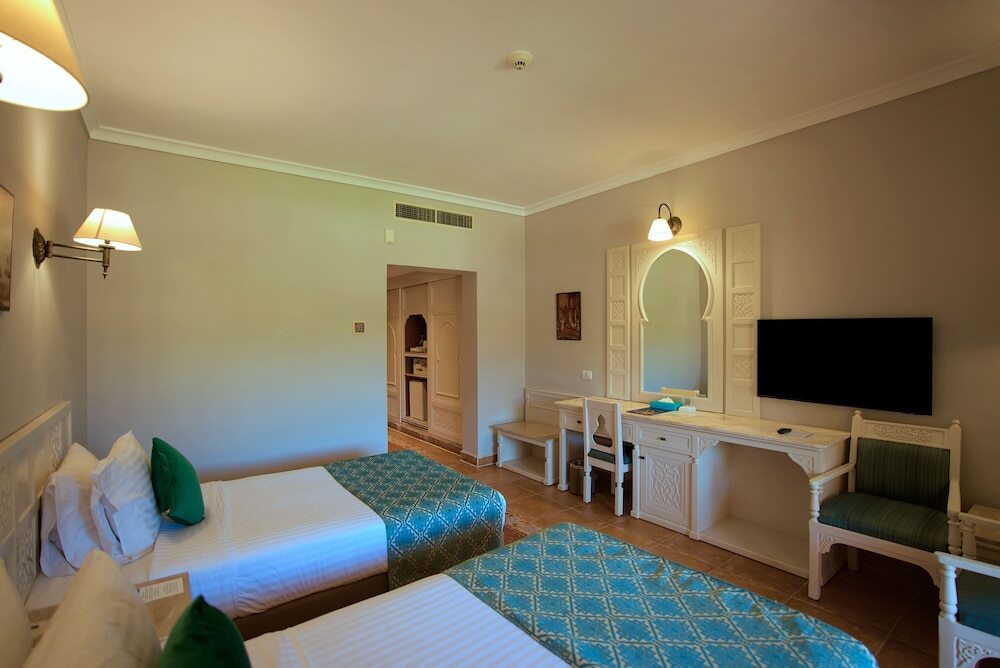 SENTIDO Mamlouk Palace