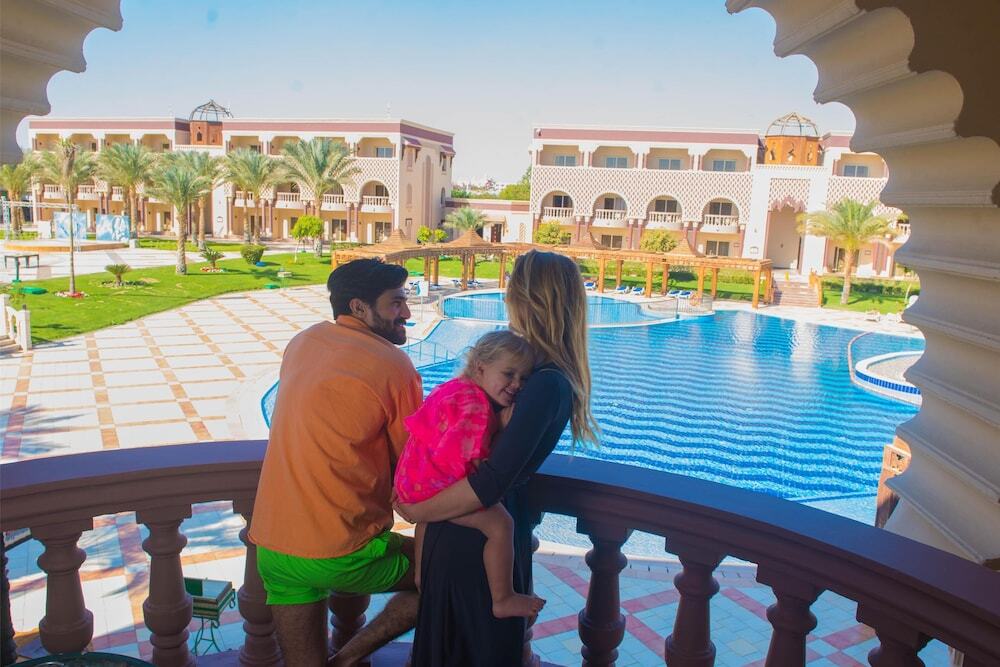 SENTIDO Mamlouk Palace