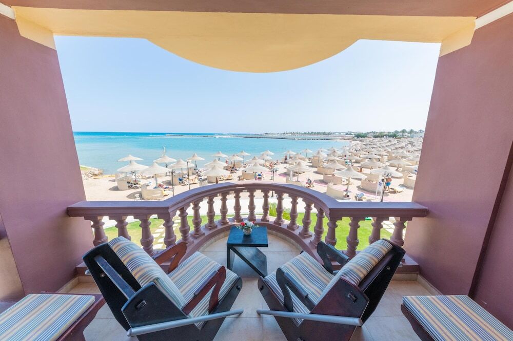 SENTIDO Mamlouk Palace