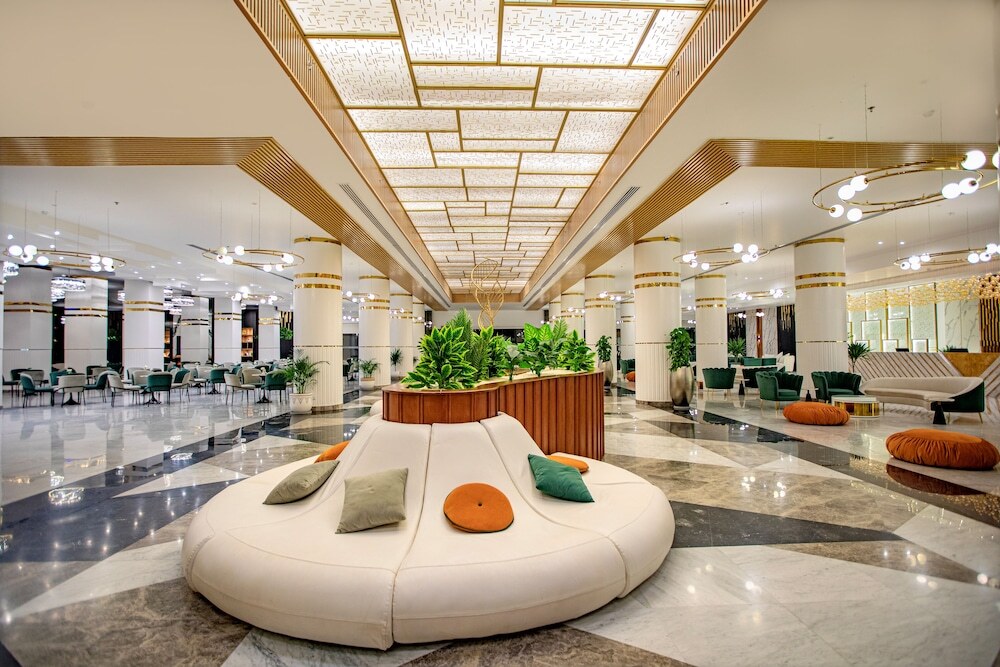The V Luxury Resort Sahl Hasheesh