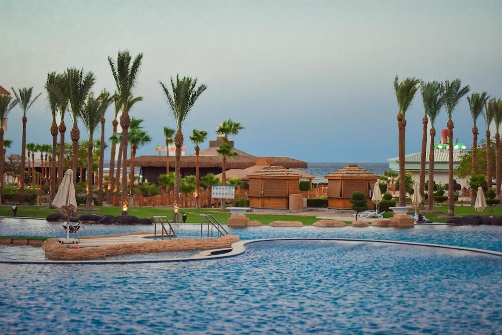 Tropitel Sahl Hasheesh Resort