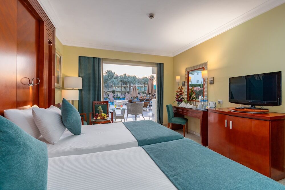 Xperience Sea Breeze Resort