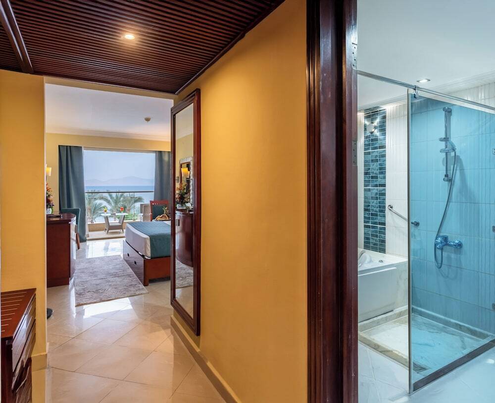 Xperience Sea Breeze Resort
