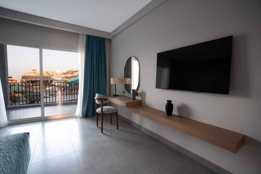Amwaj Beach Club Abu Soma