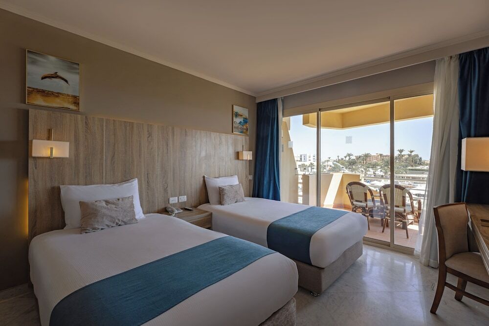 Aqua Mondo Abu Soma Resort
