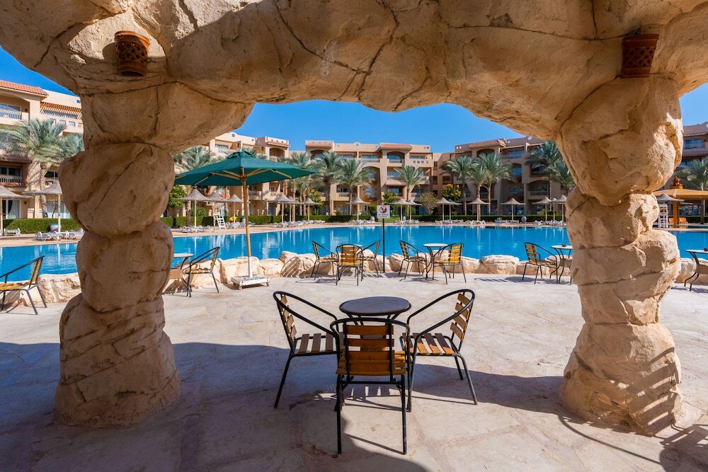 Parrotel Lagoon Resort