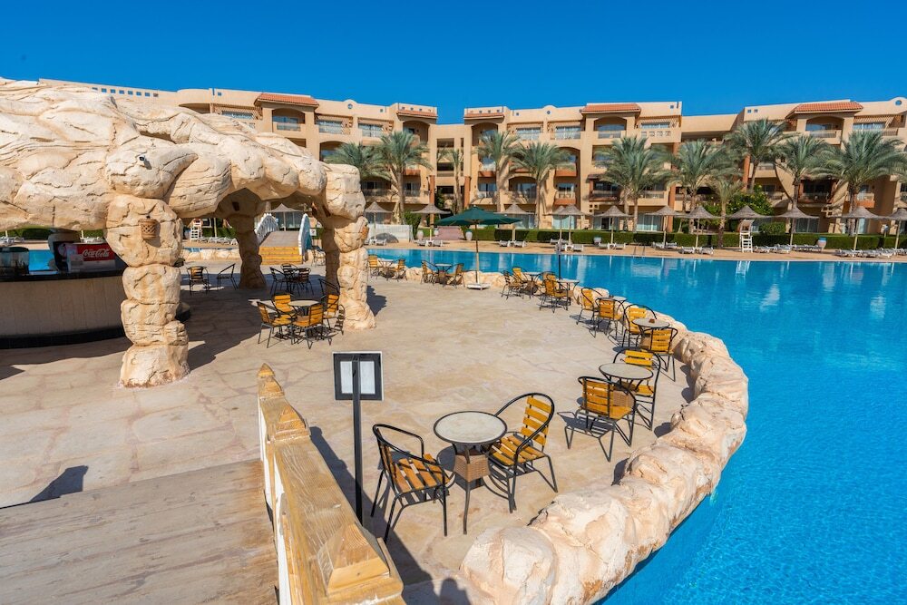 Parrotel Lagoon Resort