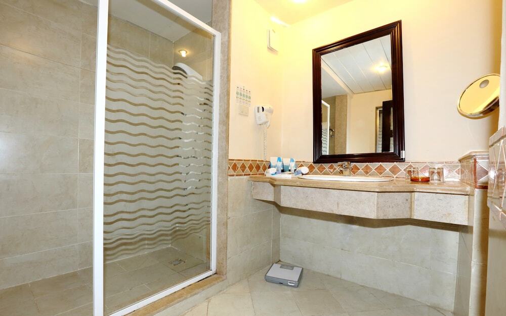 Rehana Royal Beach Resort - Aquapark & Spa