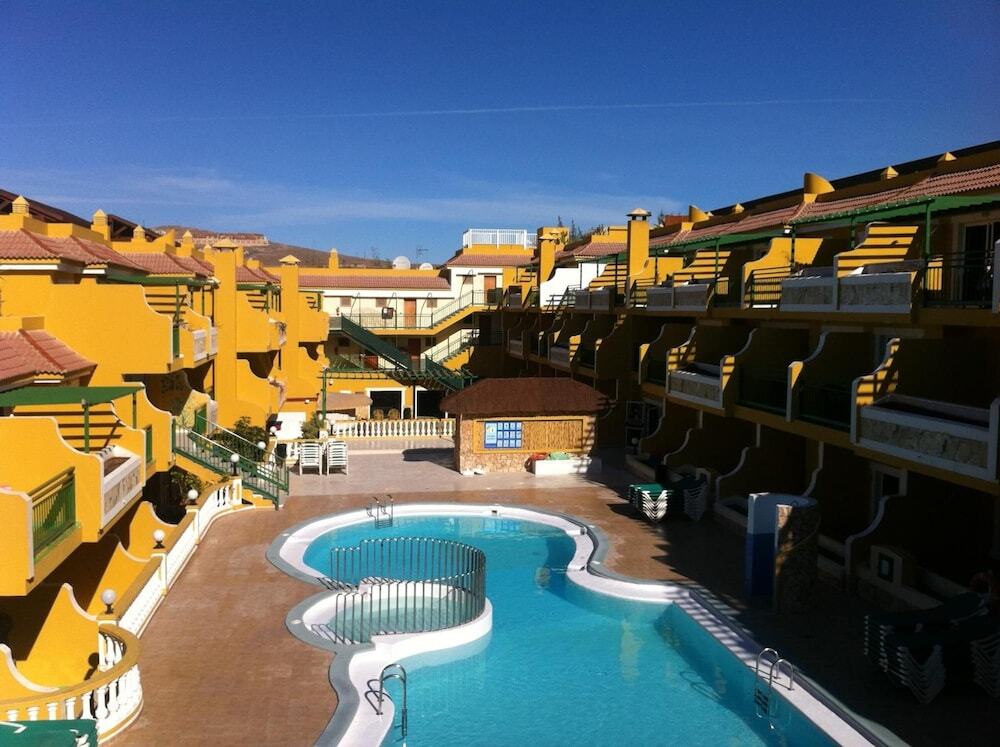 Caleta Garden