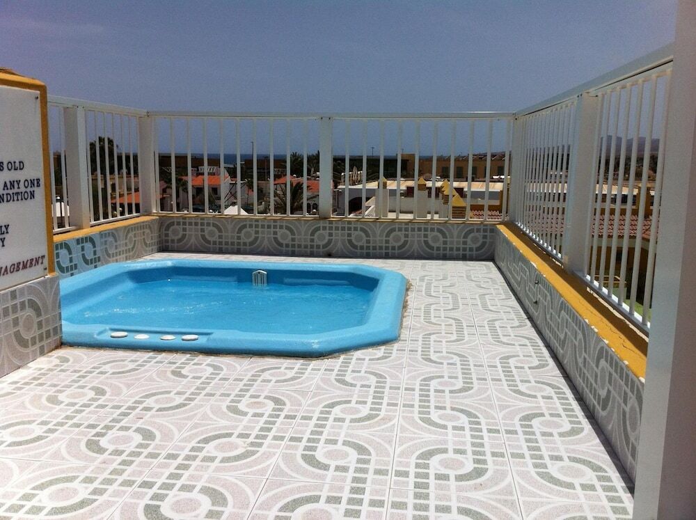 Caleta Garden