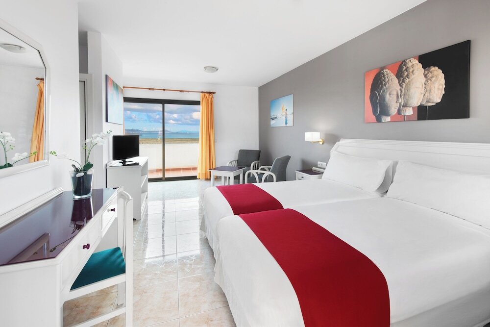 Elba Luc�a Sport & Suite Hotel
