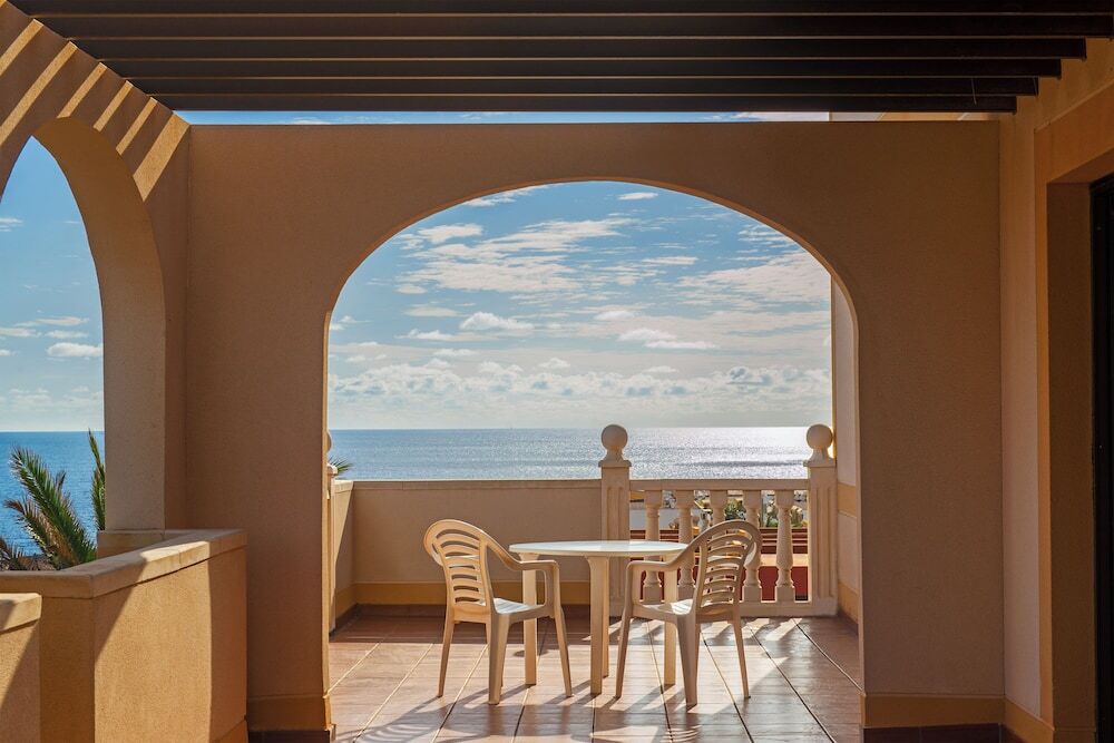 Elba Luc�a Sport & Suite Hotel