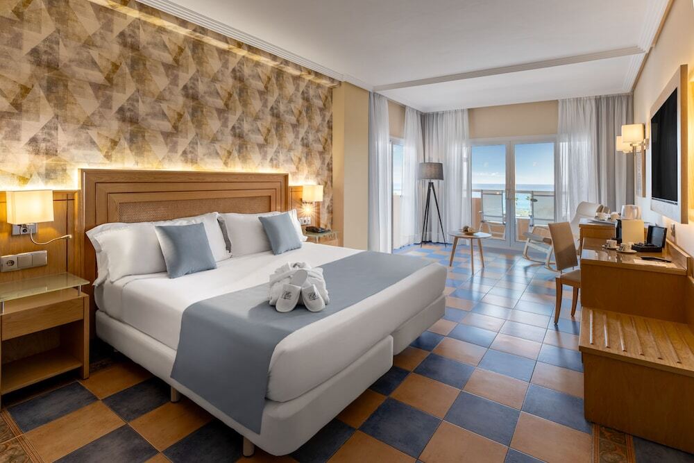 Elba Sara Beach & Golf Resort