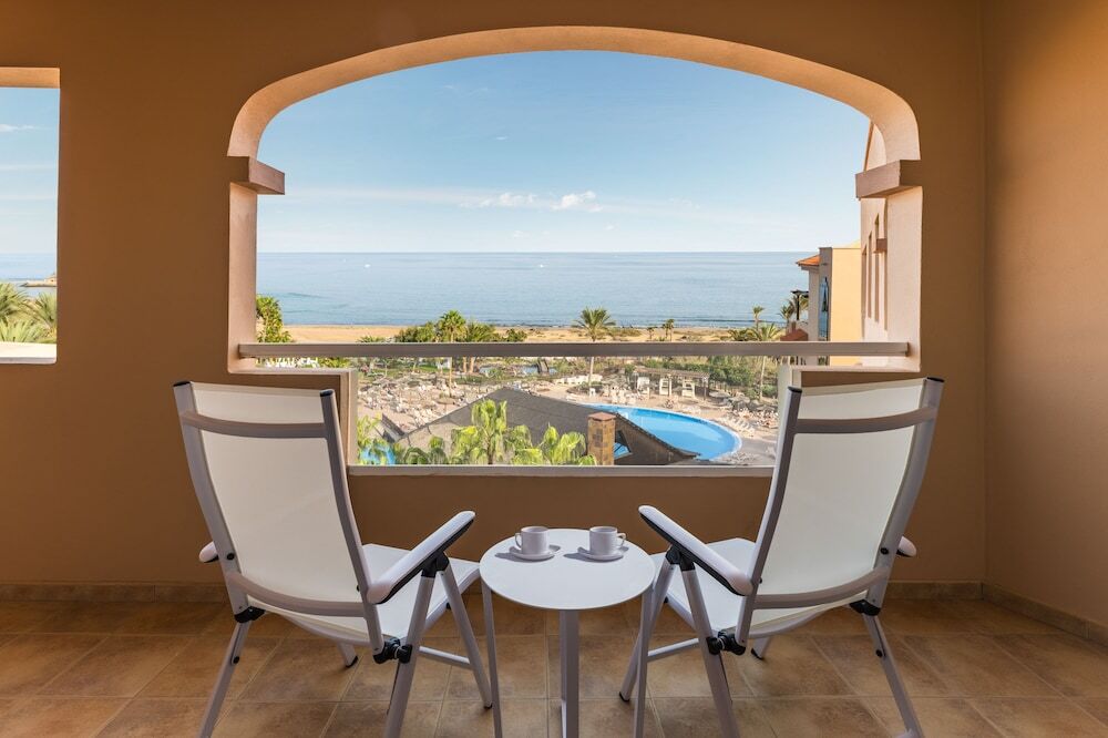 Elba Sara Beach & Golf Resort