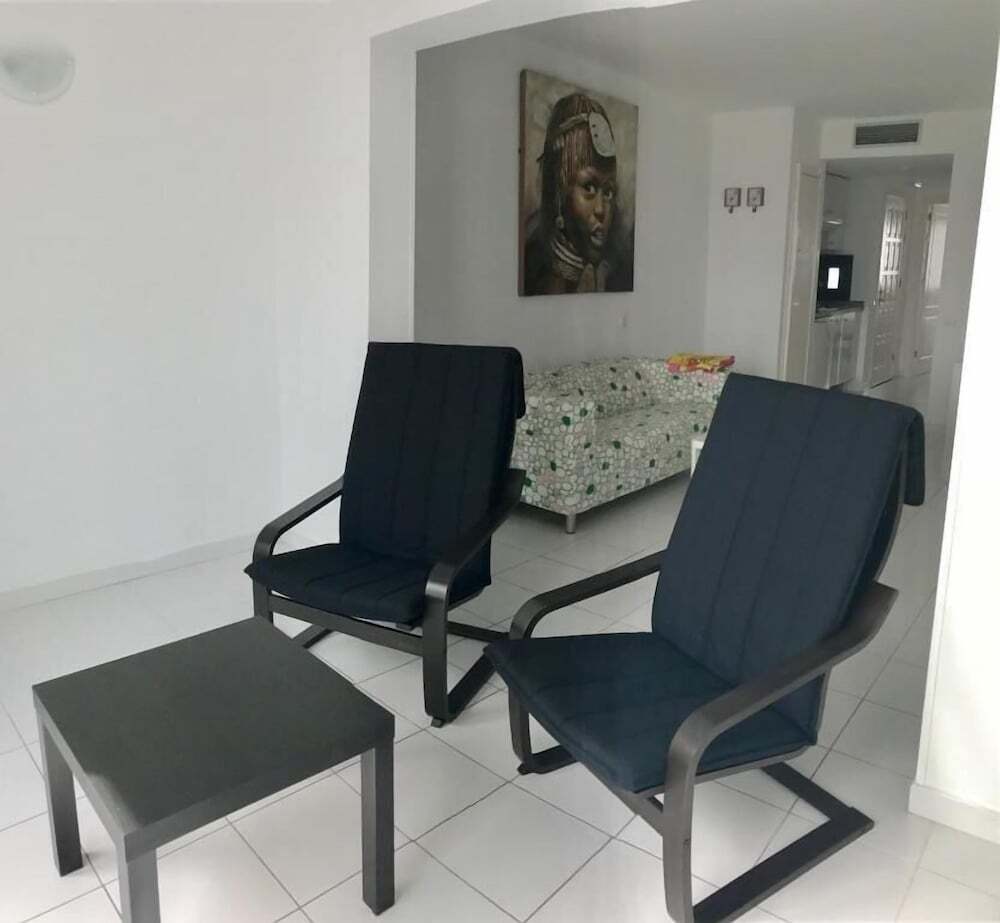 Apartamentos Erika - Adults Only
