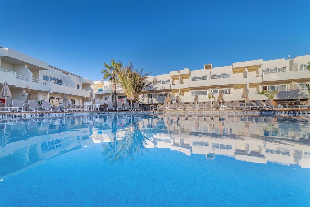 Arena Suite Hotel