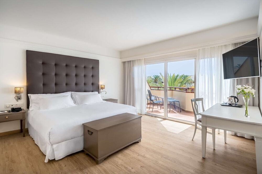 Barcel� Corralejo Bay - Adults only
