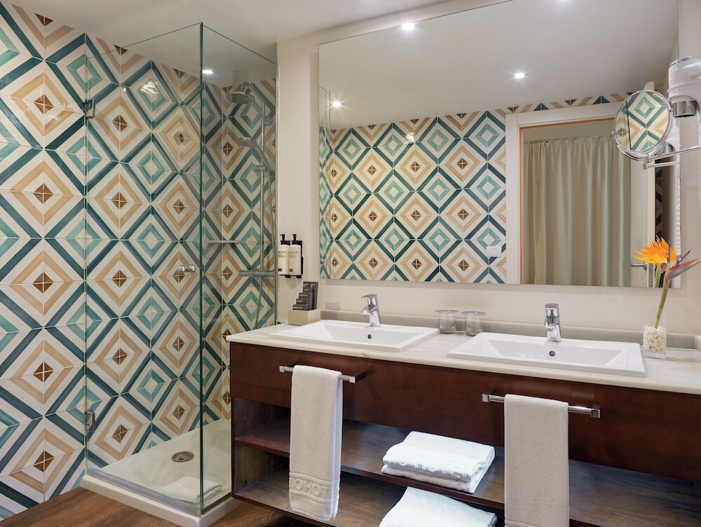 H10 Ocean Suites