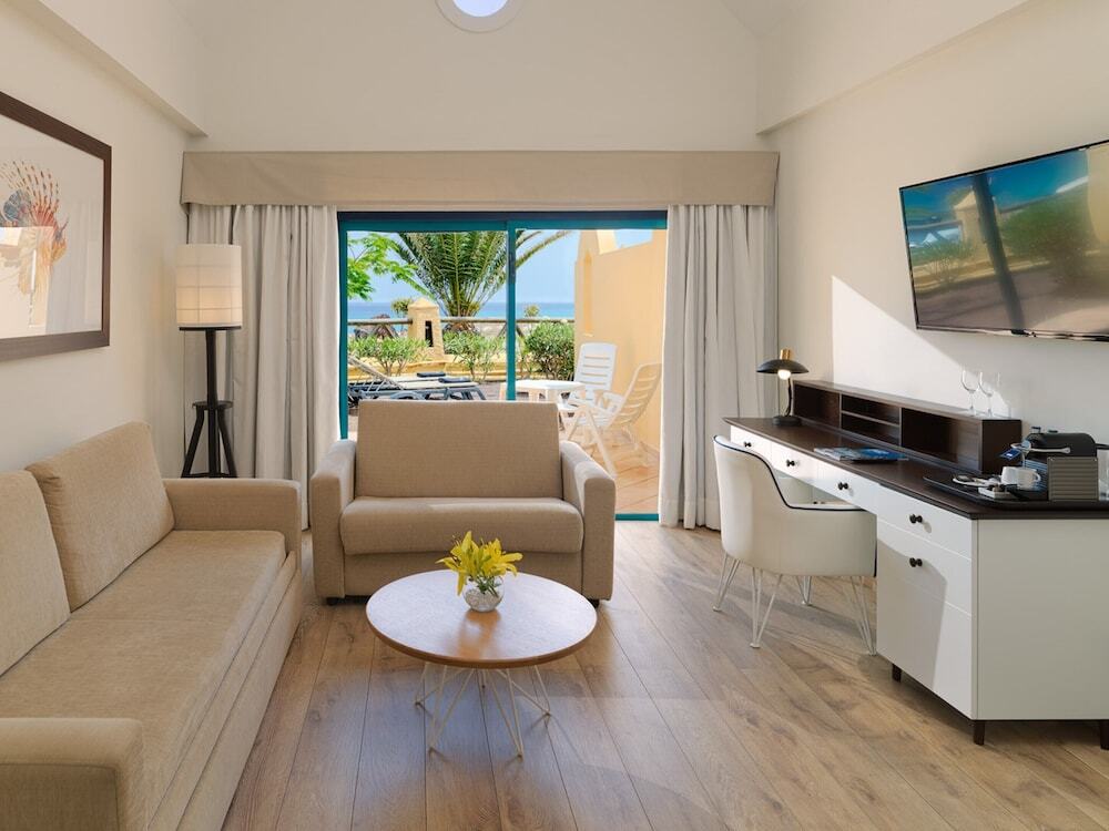 H10 Playa Esmeralda