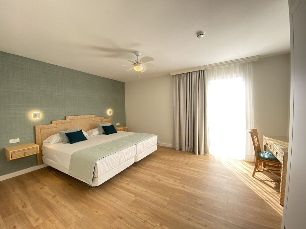 Hotel Esmeralda Maris by LIVVO