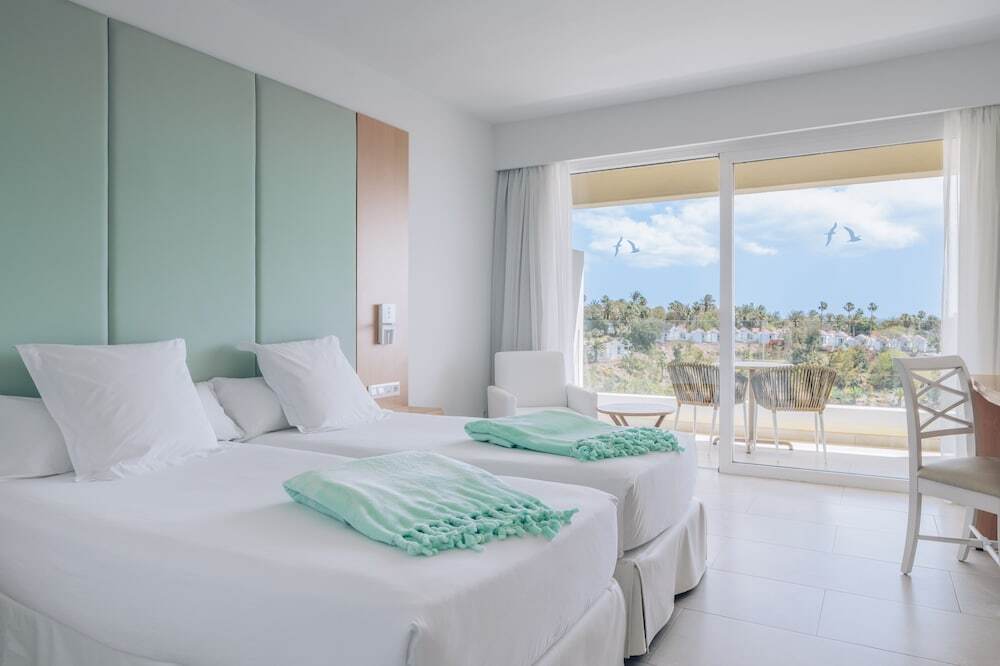 Iberostar Waves Playa Gaviotas