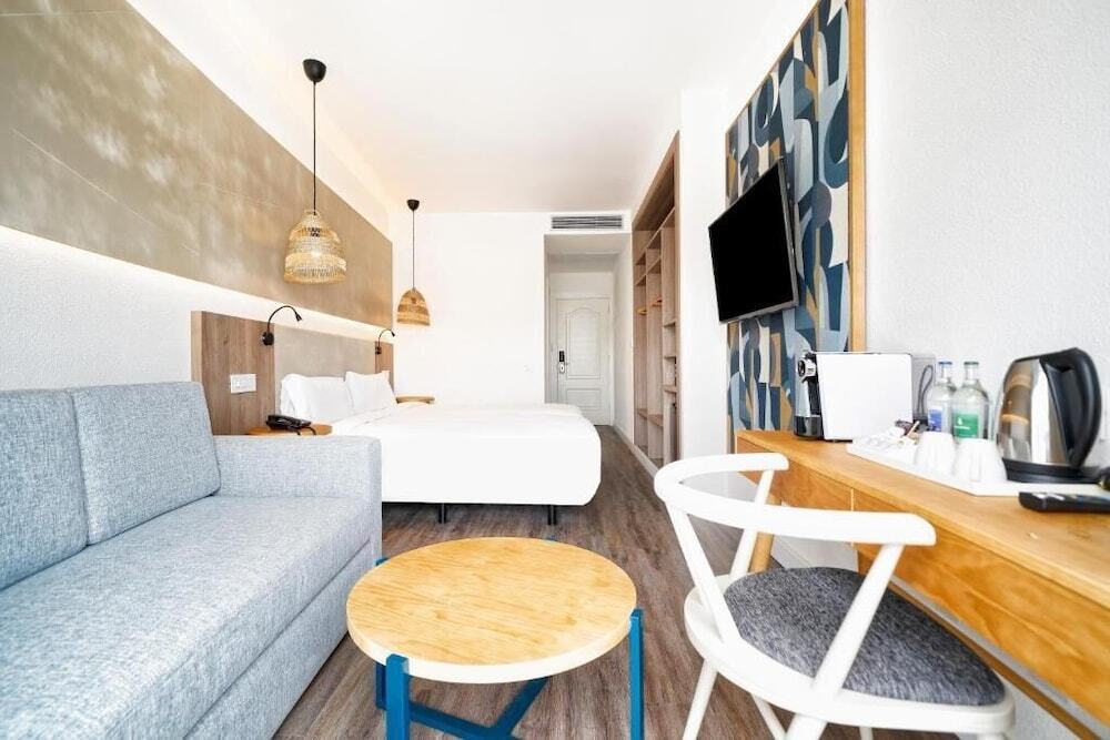 LABRANDA Hotel Golden Beach - Adults Only