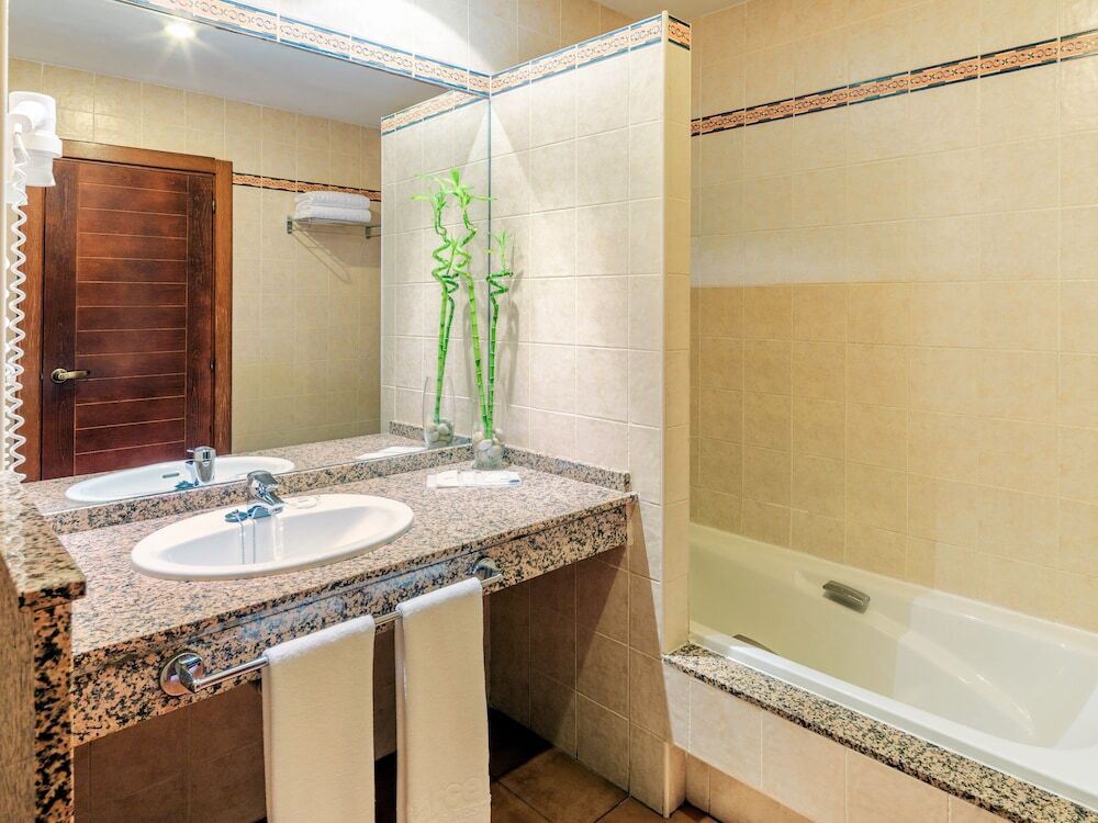 Occidental Jand�a Royal Level - Adults Only