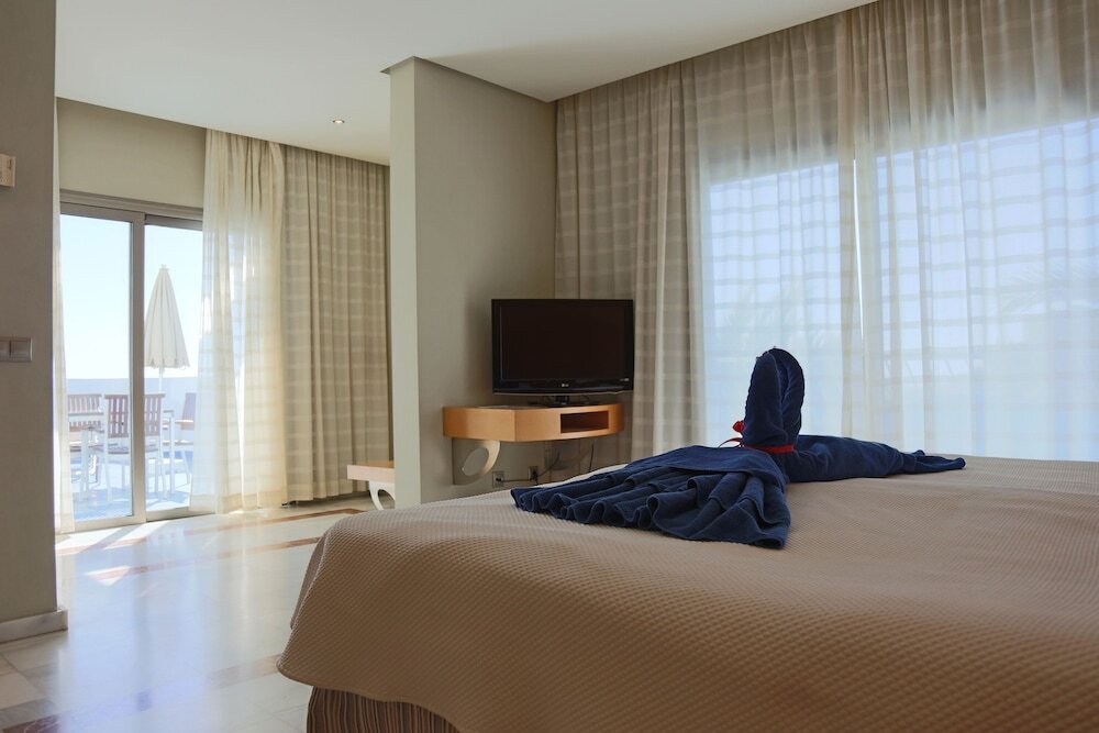 R2 P�jara Beach Hotel & Spa