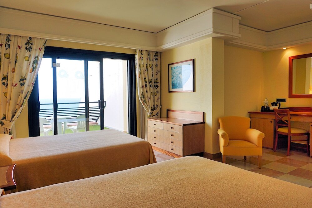 SBH Crystal Beach Hotel & Suites