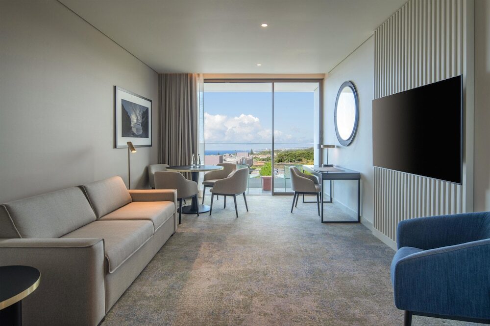DoubleTree by Hilton Lagoa Azores