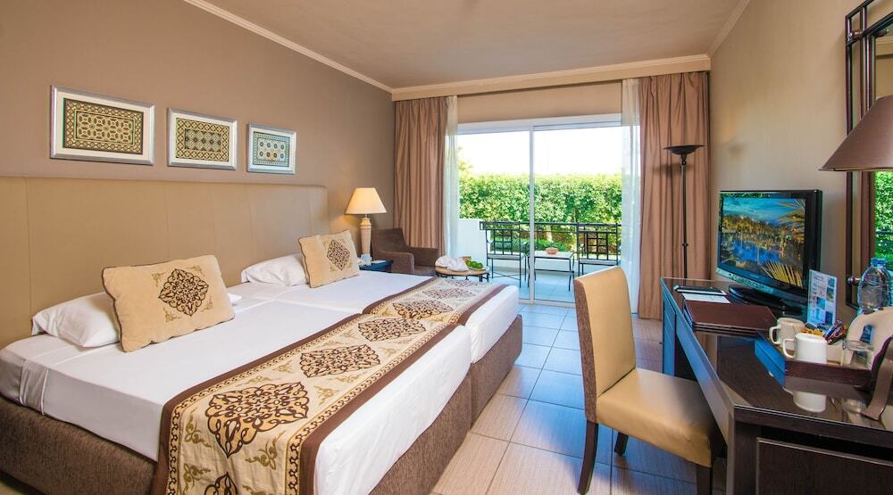 Jaz Fanara Resort