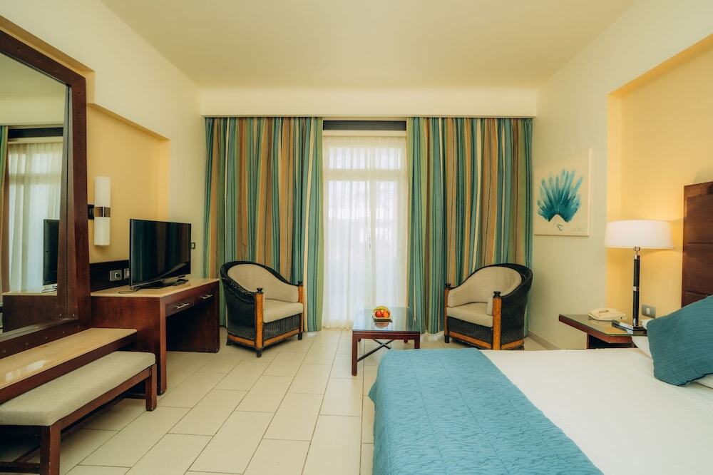 Reef Oasis Blue Bay Resort