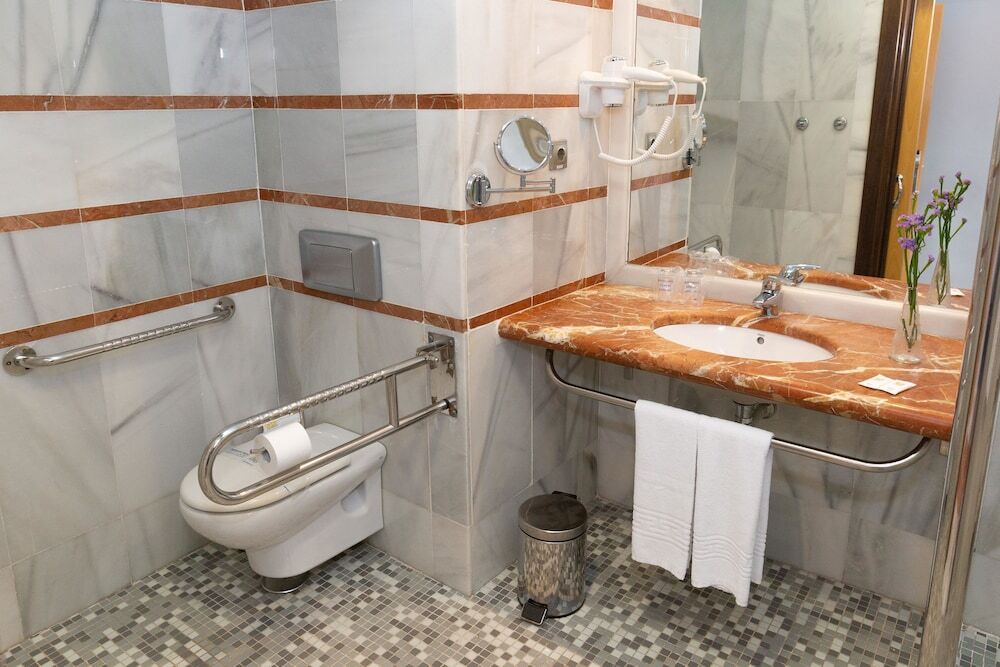 R2 P�jara Beach Hotel & Spa