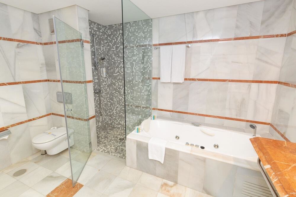 R2 P�jara Beach Hotel & Spa