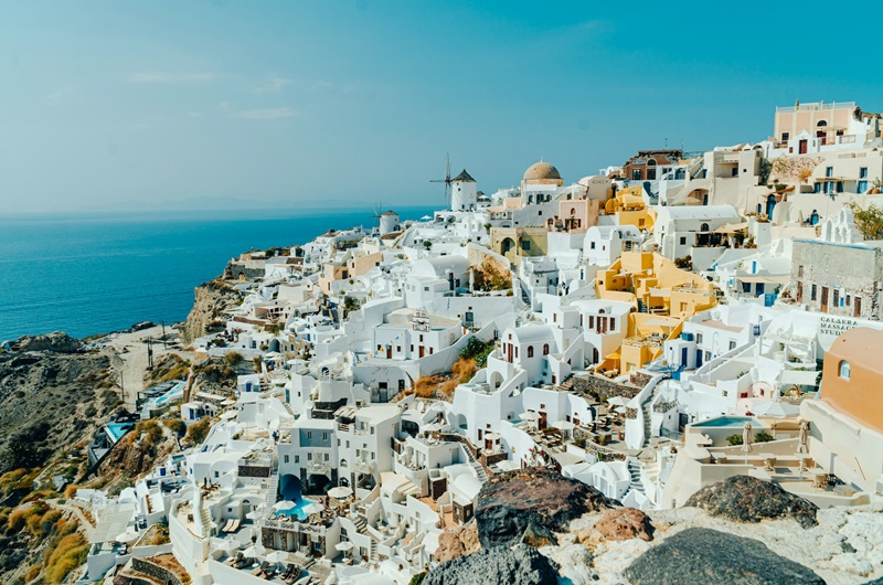 https://viagemonline.pt.tui.com/pt/idea/10482895/atenas-santorini? 