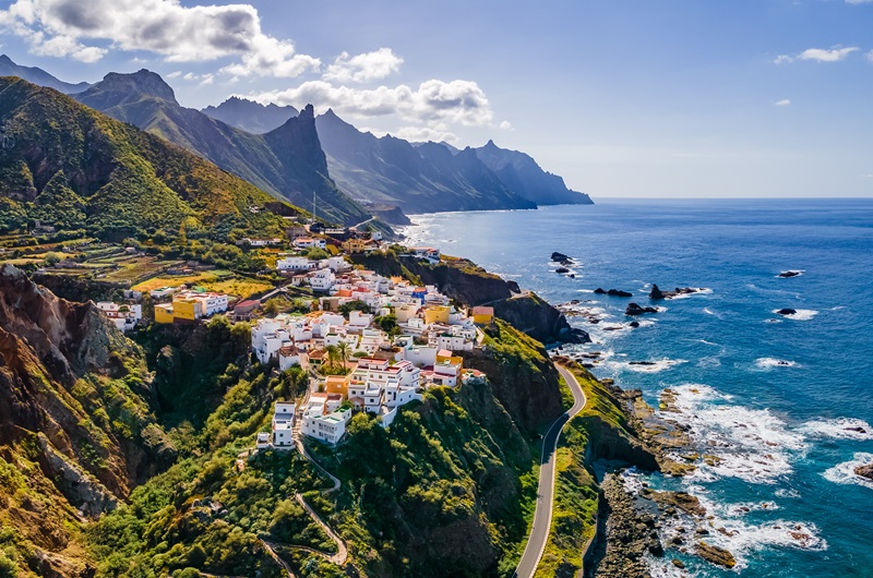 https://viagemonline.pt.tui.com/pt/idea/47641383/tenerife-7-noites-com-rent-a-car 