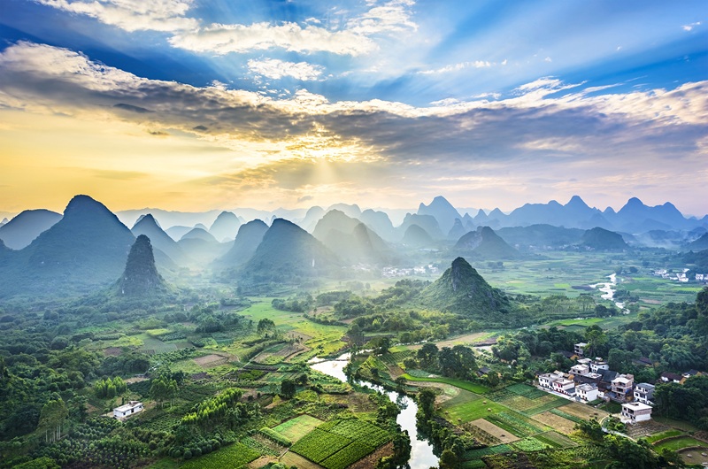 https://pt.tui.com/single_product.php?pkt_id=7471&Produto=Descobrir a China&destino=CHINA 