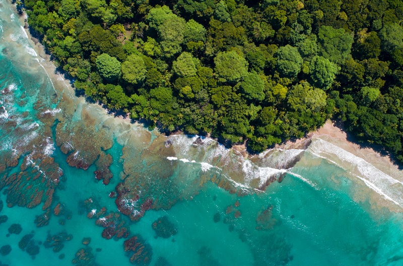 https://viagemonline.pt.tui.com/pt/idea/53059948/vulcoes-e-praias 