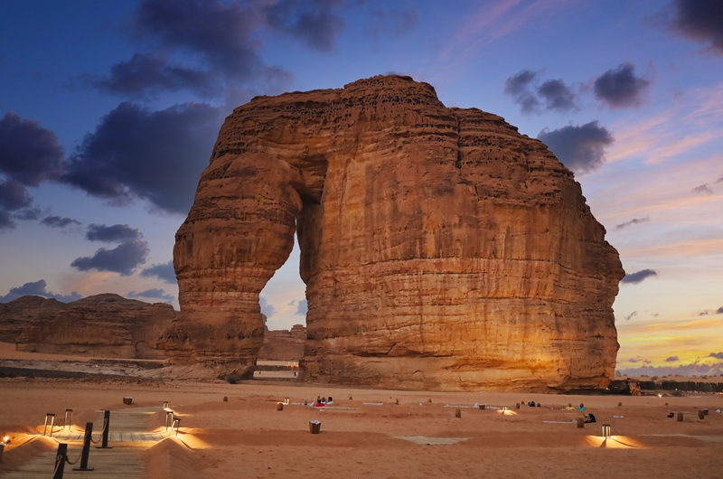 https://pt.tui.com/single_product.php?pkt_id=8067&Produto=[NOIVOS] Cores da Arábia Saudita&destino=ARÁBIA SAUDITA 