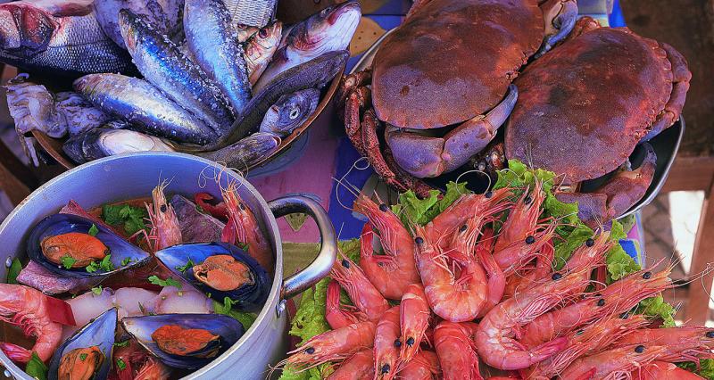 Seafood and Paradores Wine and Food Lovers